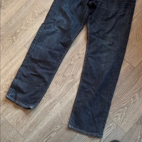 Lucky Brand Men's Deep Indigo Straight Jeans - Picture 2 of 8